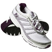 710 Performance Shoe by New Balance�