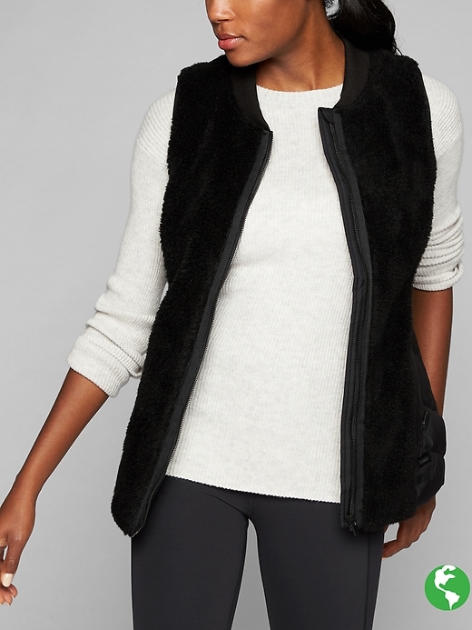 Athleta Responsible Down Tundra Vest Black