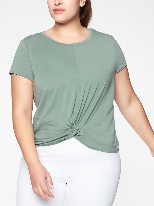 Essence Twist Tee Athleta