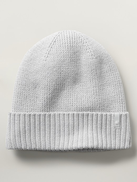 Image number 2 showing, Dawn To Dusk Reflective Beanie