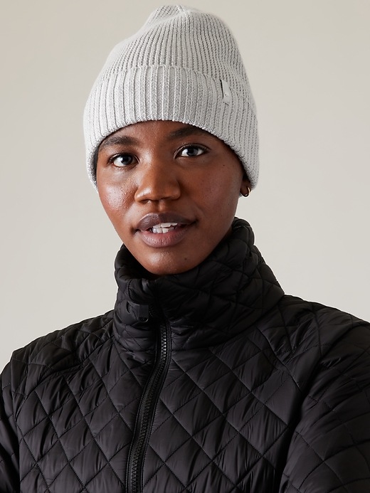 Image number 3 showing, Dawn To Dusk Reflective Beanie