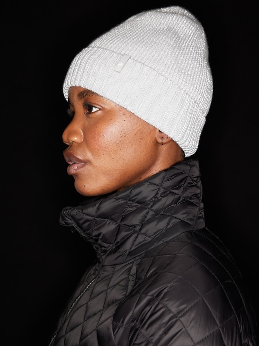 Image number 1 showing, Dawn To Dusk Reflective Beanie