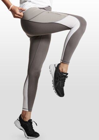 woman wearing sculptek tight