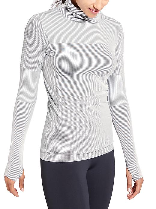 flurry base layer turtleneck