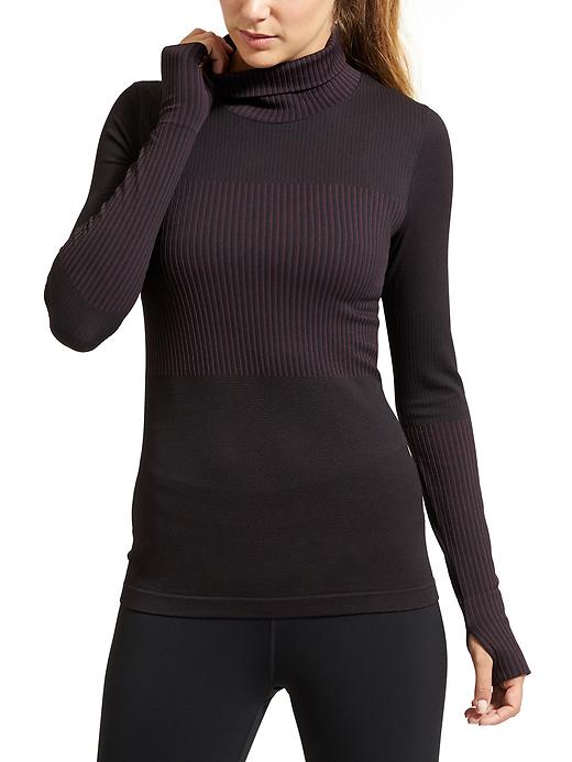 Flurry Base Layer Turtleneck | Athleta