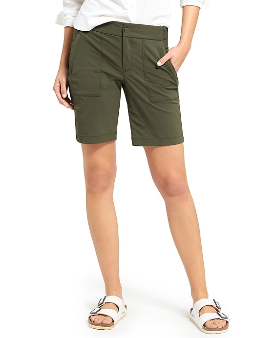 Athleta 2025 bermuda shorts