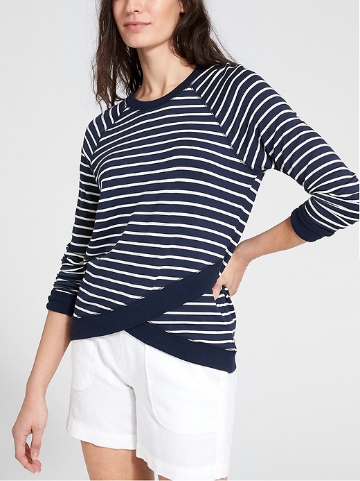 https://athleta.gap.com/browse/product.do?pidu003d7789390120041u0026pr_rd_pageu003d2