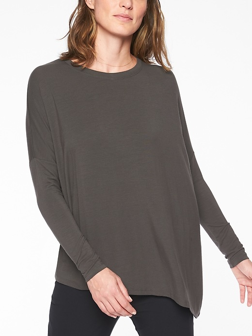 View large product image 1 of 1. Cloudlight Relaxed Asym Top