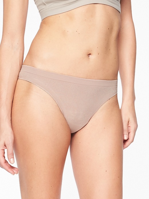 1 of 8 showing, with the color Desert Rose of product Natura Thong