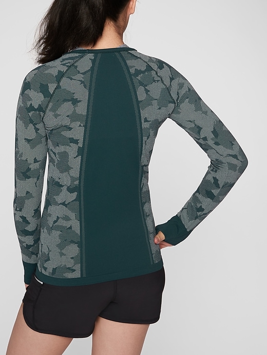 Image number 2 showing, Athleta Girl Tracker Top