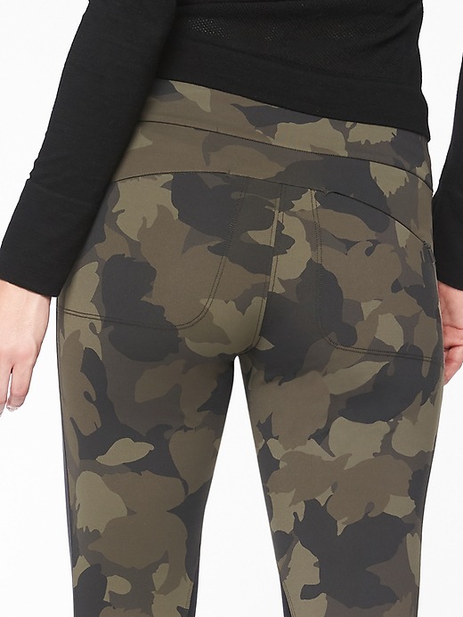 Image number 5 showing, Essex Camo Hybrid Tight
