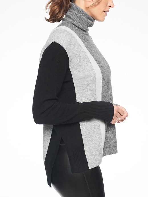 Image number 3 showing, Transit Colorblock Pullover Sweater