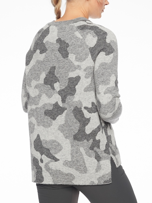 Image number 2 showing, Undercover Camo Pullover