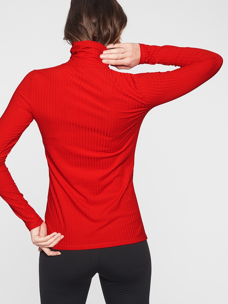 Athleta essence 2025 ribbed turtleneck