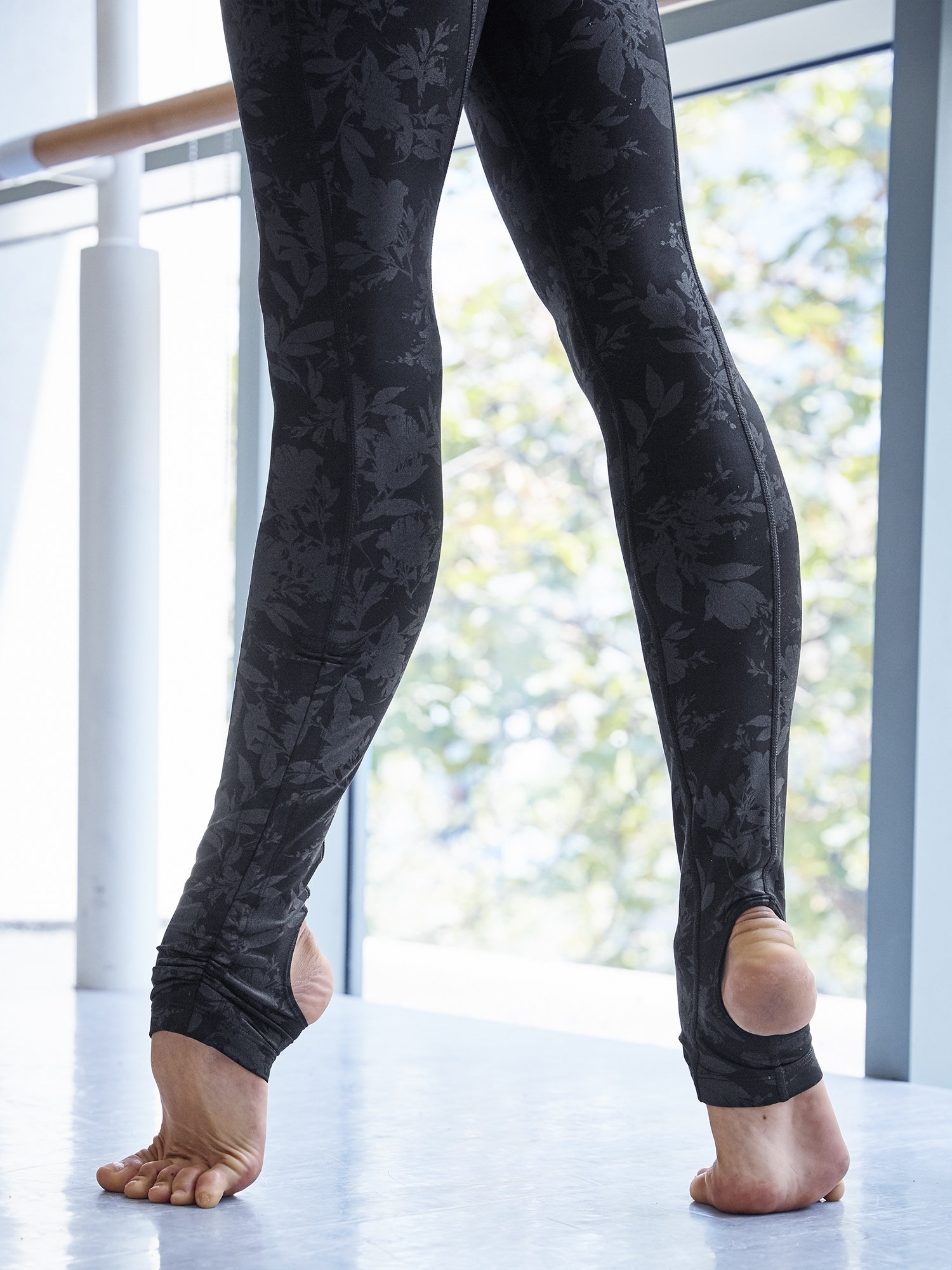 Barre Stirrup Midnight Garden Tight In Powervita Athleta