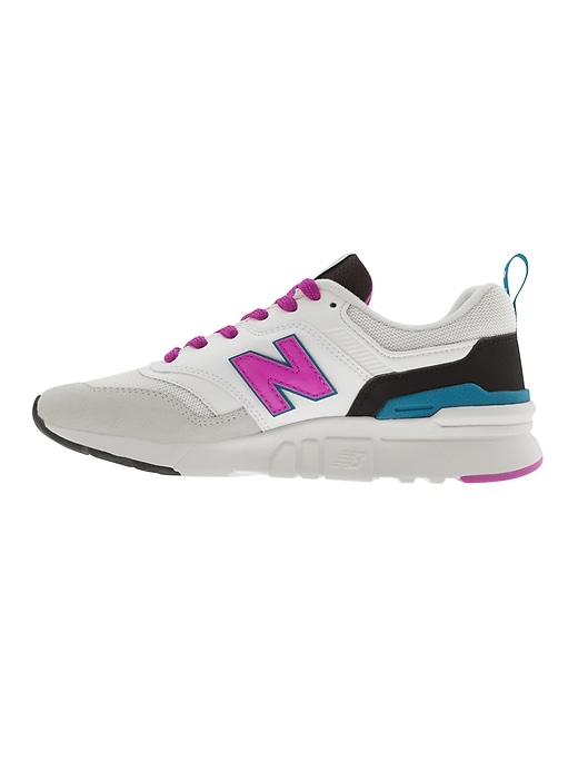 Image number 2 showing, 997H Classic Sneaker by New Balance&#174