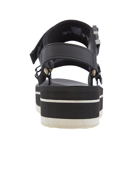 Image number 4 showing, Flatform Universal Luxe Sandal by Teva&#174