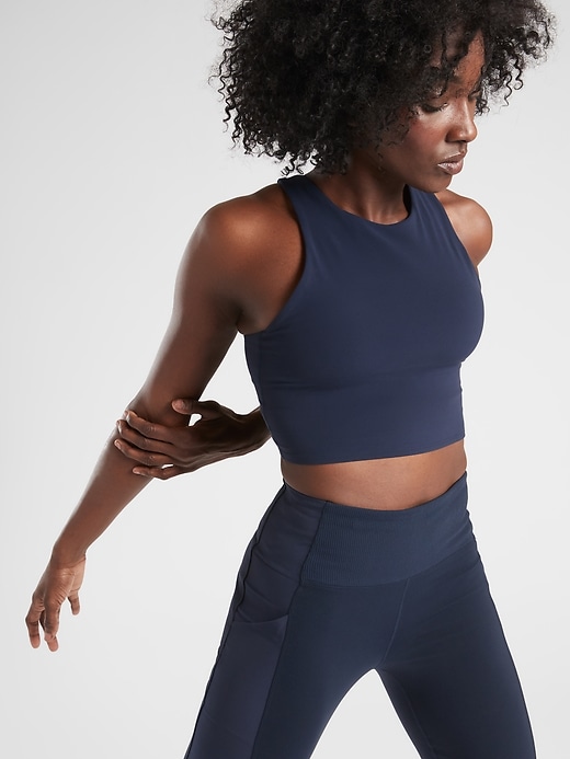 Athleta NWT Women's Conscious Crop A-C Size XSmall Color Black