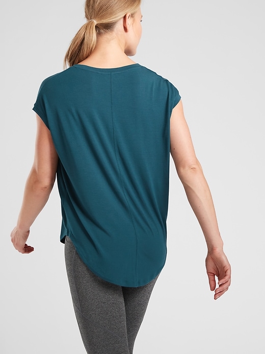 2 of 8 showing, with the color Dark Vista Teal of product Cloudlight Stratus Tee
