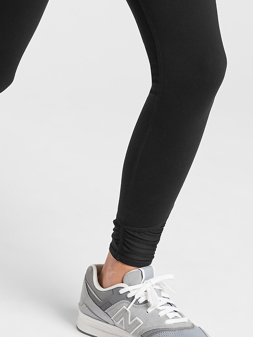 Image number 3 showing, Athleta Girl Roll With The Scrunches Tight