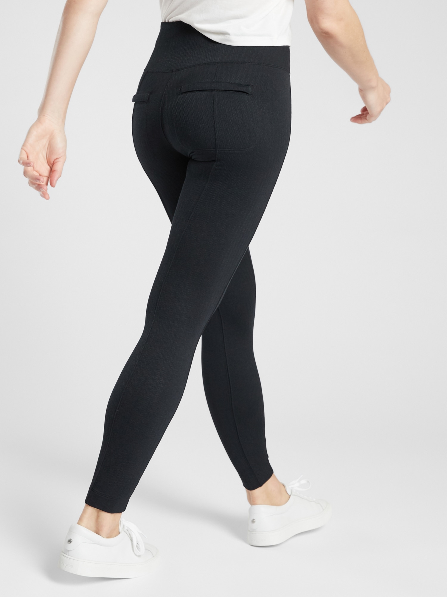 Athleta Grey herringbone leggings with zip pockets size Medium