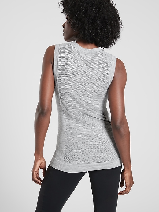 2 of 8 showing, with the color Grey Heather of product Foresthill Ascent Seamless Tank