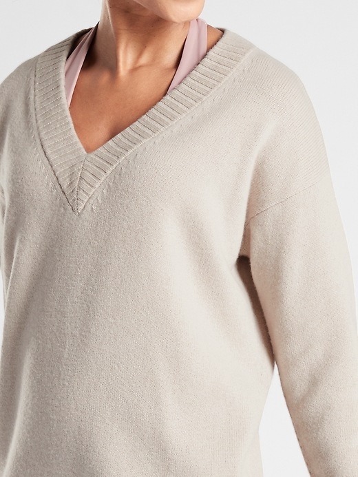 Image number 3 showing, Wool Cashmere V&#45Neck Tunic
