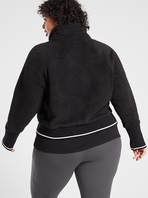 2 of 8 showing, with the color Black of product Tugga Sherpa Jacket