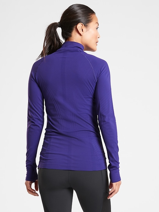 大人上品なおすすめコーデ Speedlight Half Zip | Athleta ウェア