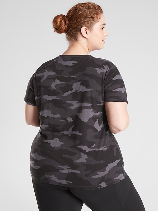 Image number 2 showing, Organic Daily Camo Crew