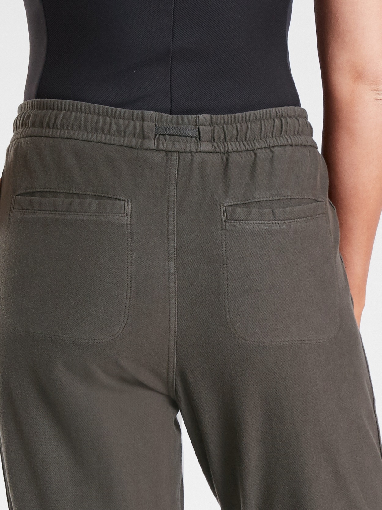 athleta farallon jogger review