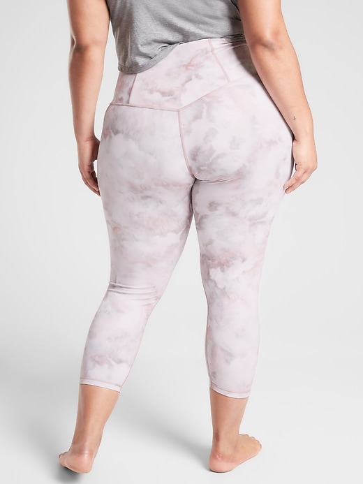 2 of 8 showing, with the color Rosario Pink of product Elation Snow Dye 7/8 Tight