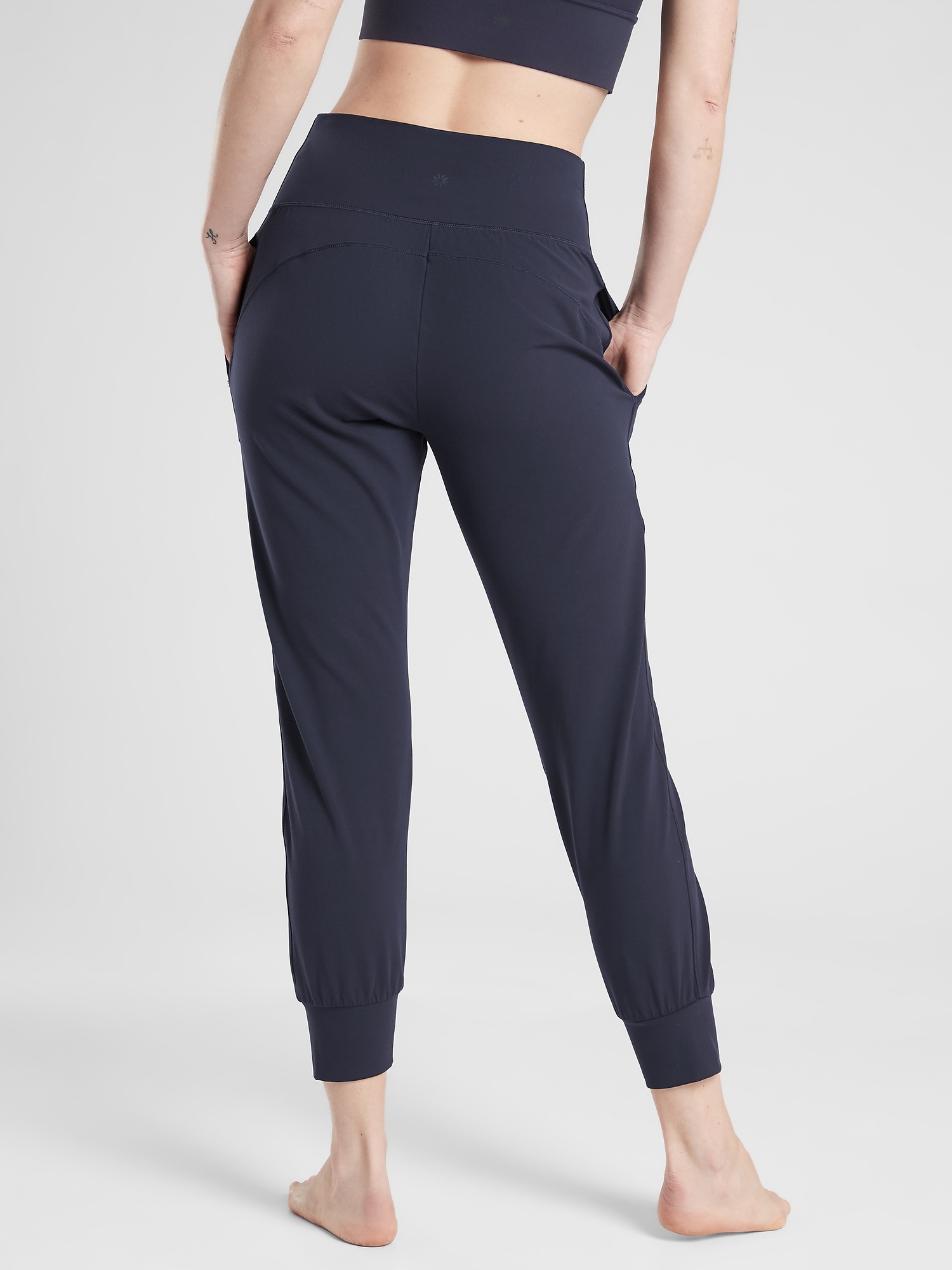 cruise jogger athleta