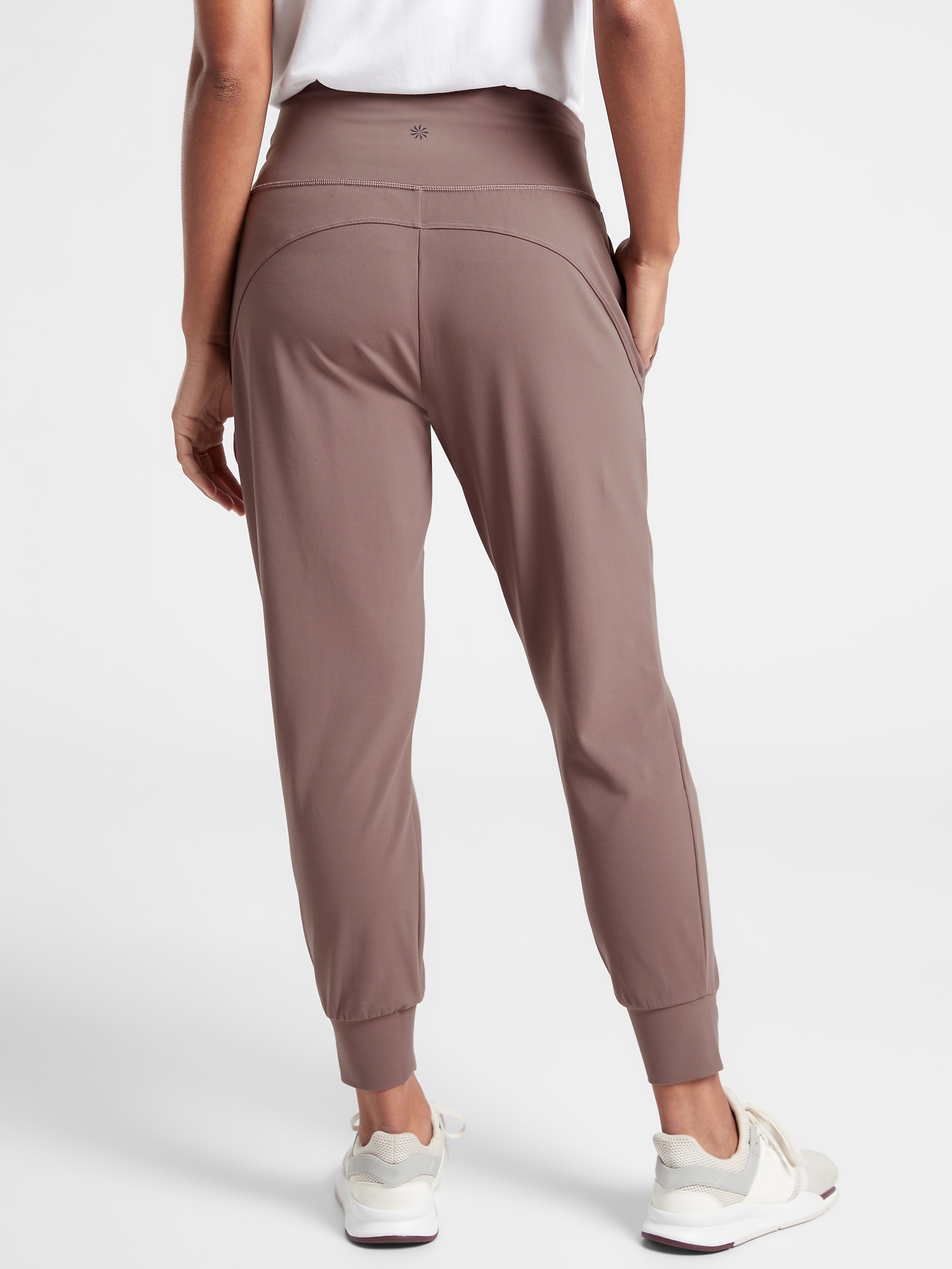 athleta salutation jogger dupe