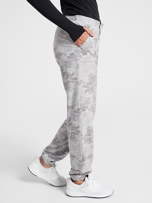 Image number 3 showing, Athleta Girl Lined High Jump Jogger