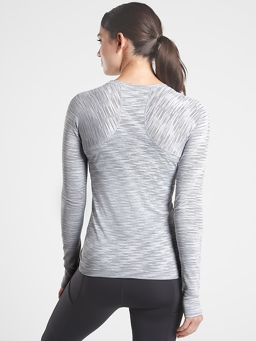 2 of 8 showing, with the color Galactic Grey of product Momentum Top Spacedye