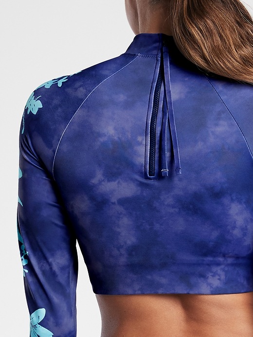 Image number 4 showing, North Point Crop Printed Rashguard