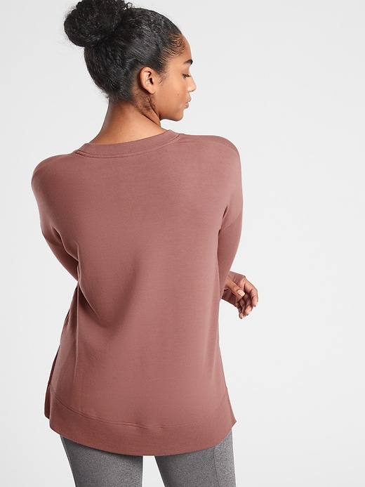 2 of 8 showing, with the color Hearth Rose of product Coaster Luxe Sweatshirt