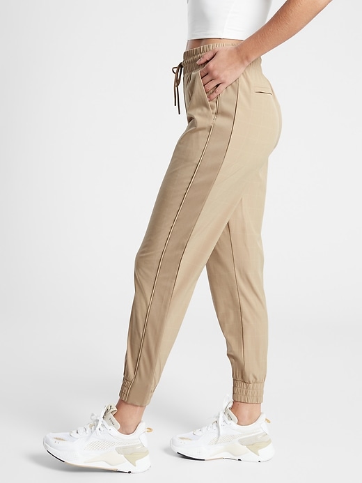 Image number 3 showing, Brooklyn Textured Jogger