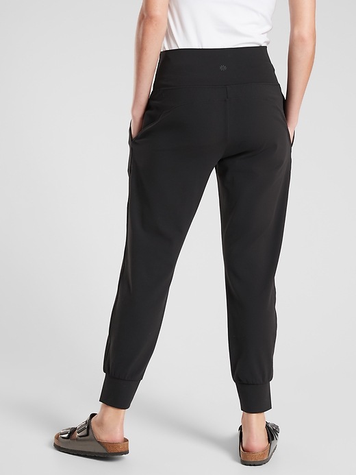 athleta salutation jogger dupe