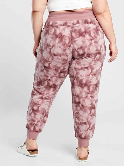 balance printed jogger