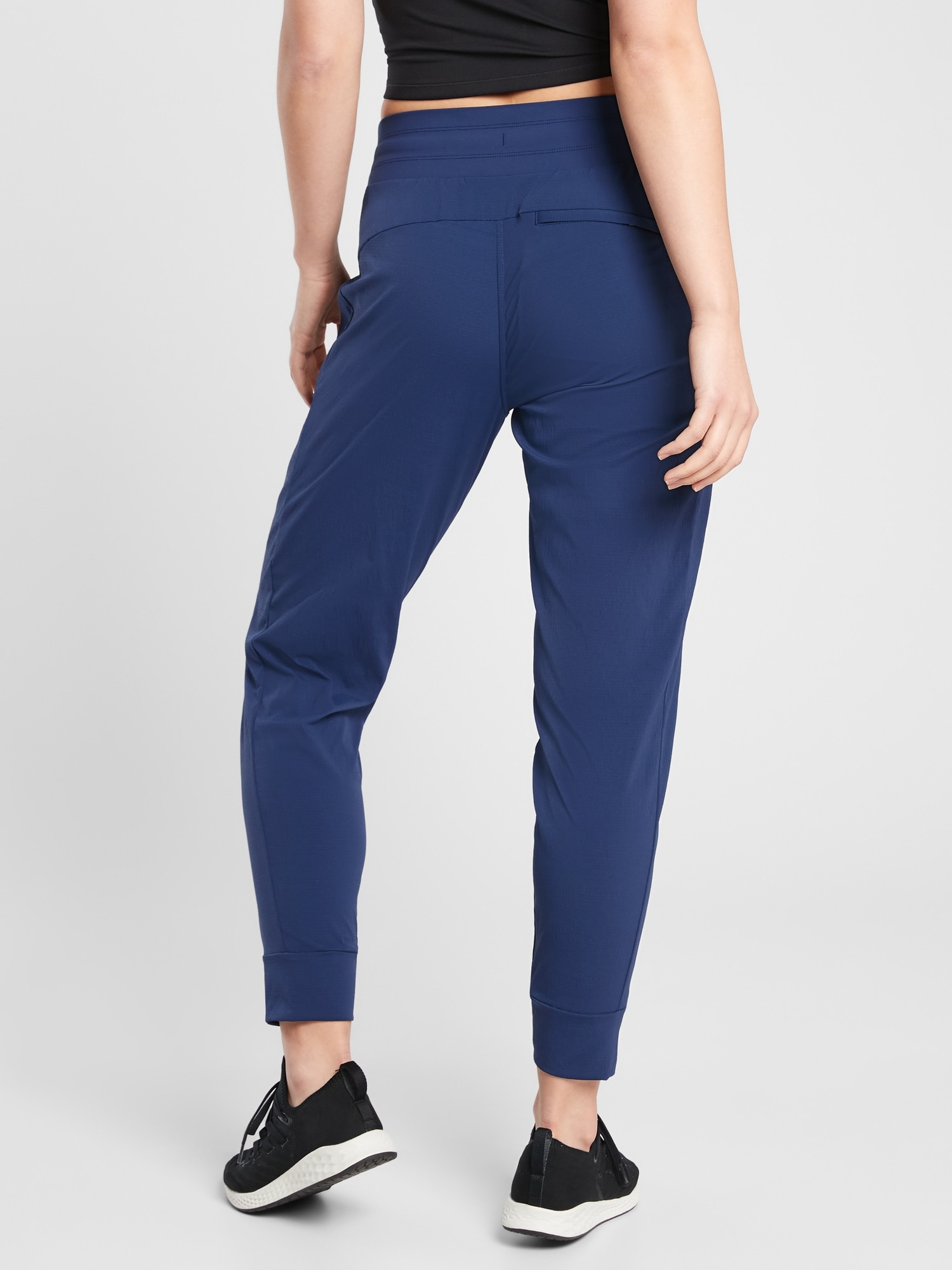 trekkie north jogger athleta