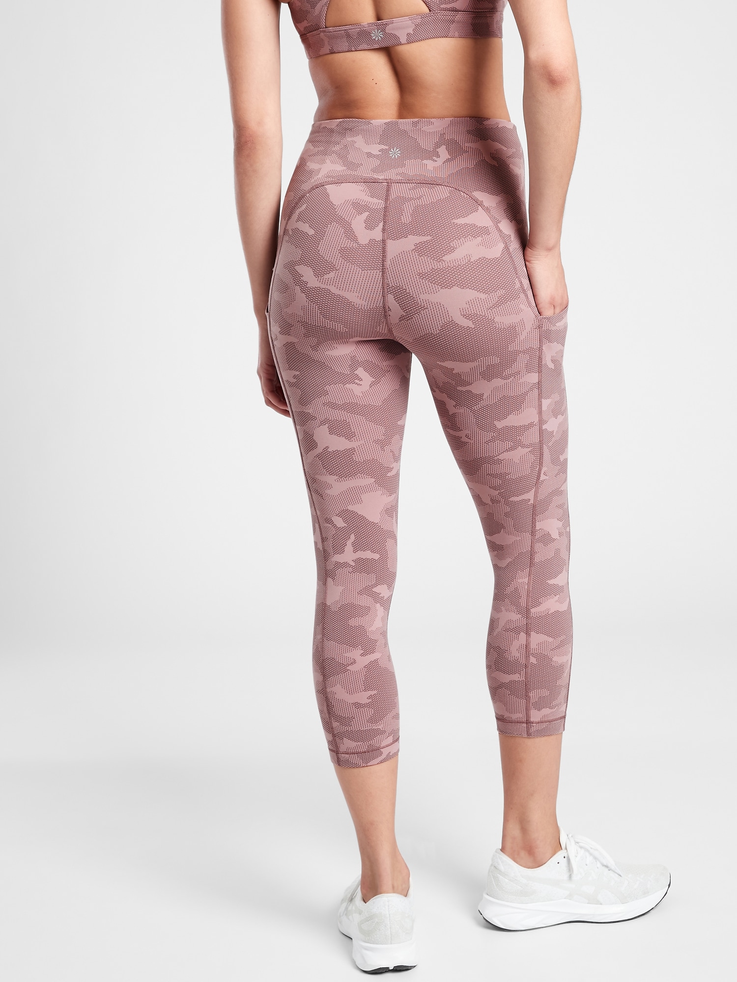 camo capri joggers