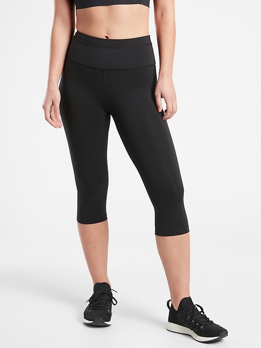 Accelerate Crop Athleta