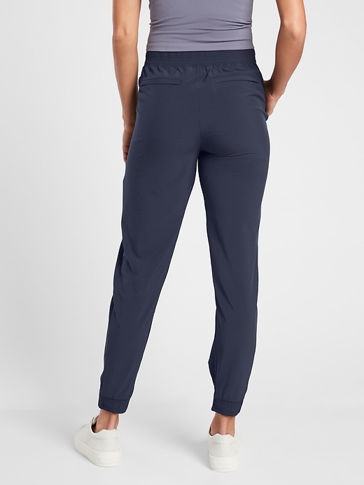 athleta brooklyn textured jogger