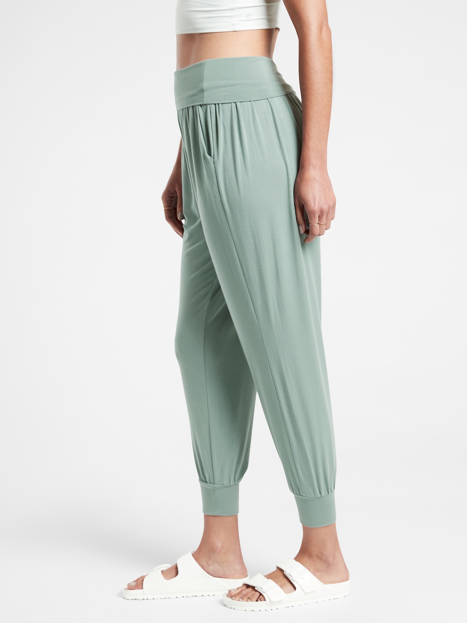 studio jogger athleta