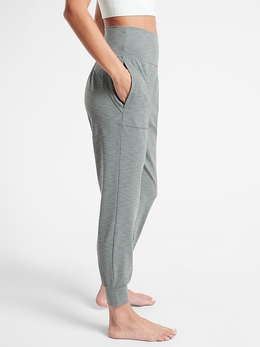 athleta salutation pant