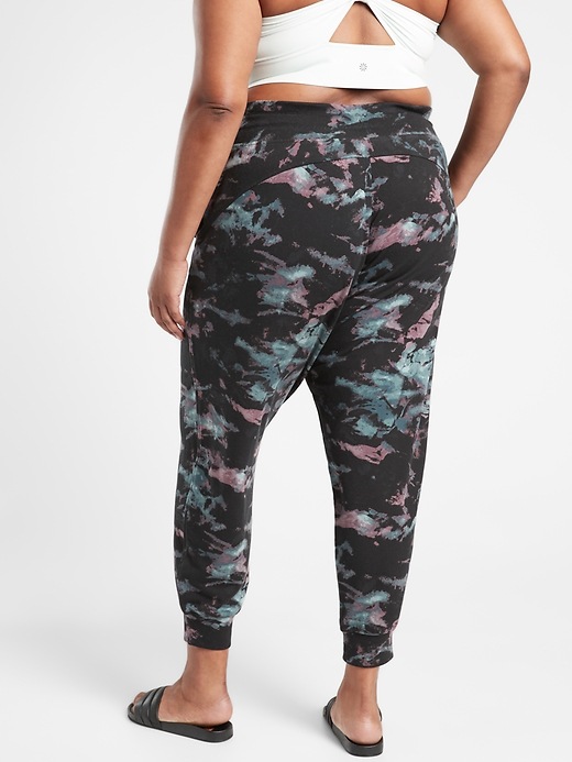 athleta balance jogger