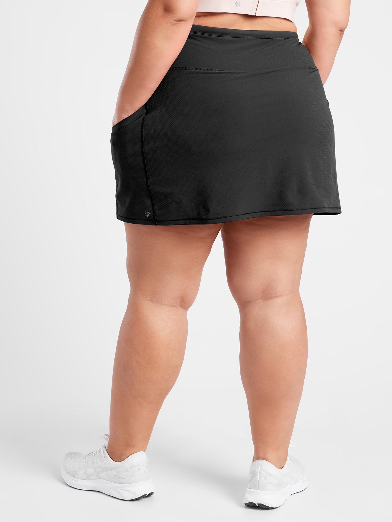 Action Skort in Dobby 14.5