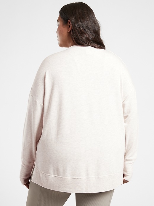 Image number 5 showing, Coaster Luxe Sweatshirt